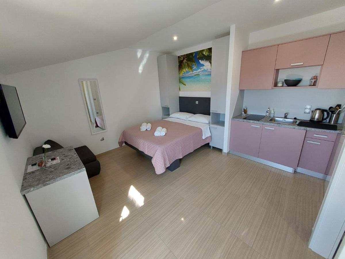 Apartmani Tropical 보디체 외부 사진